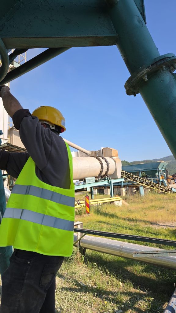 Gorj - Stație de asfalt 18