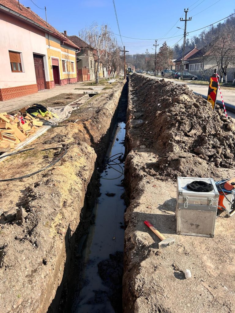 Sebiș Alimentare cu apă 30