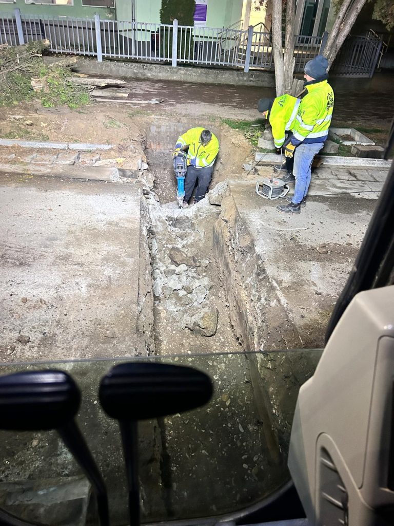 Sebiș Alimentare cu apă 51