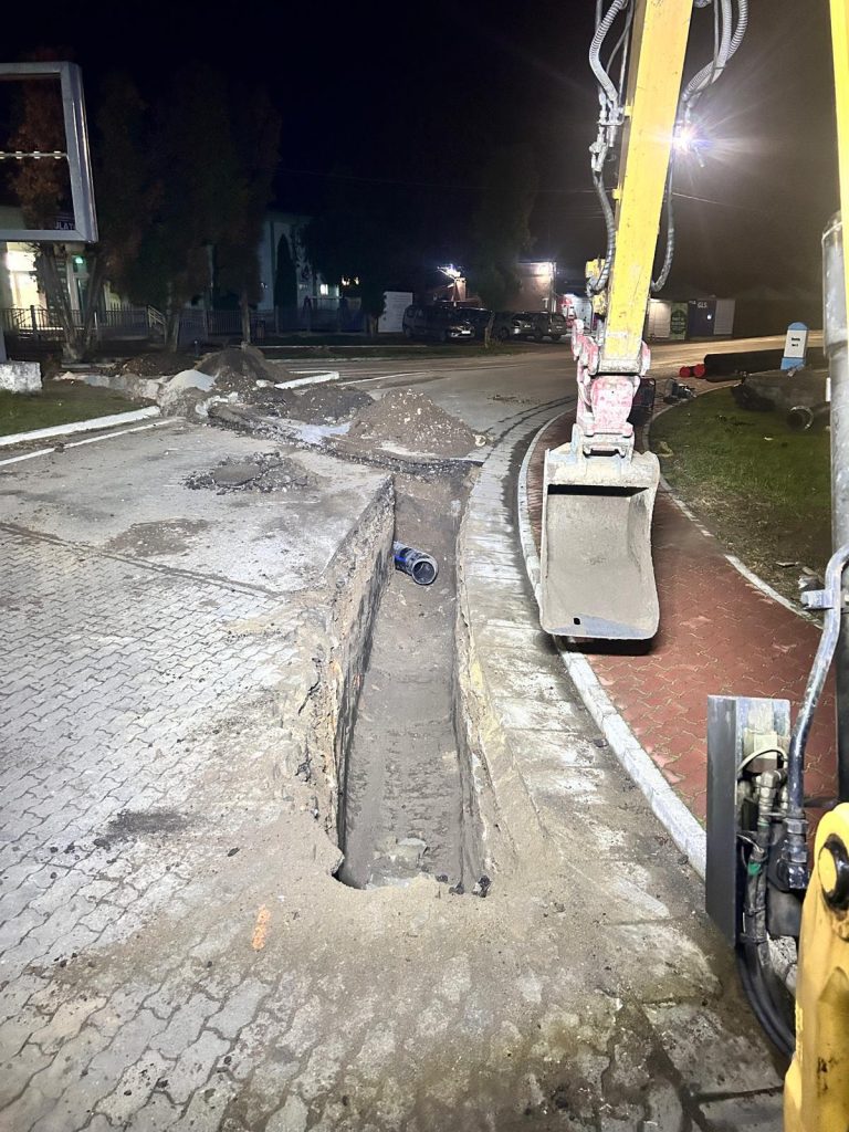 Sebiș Alimentare cu apă 64